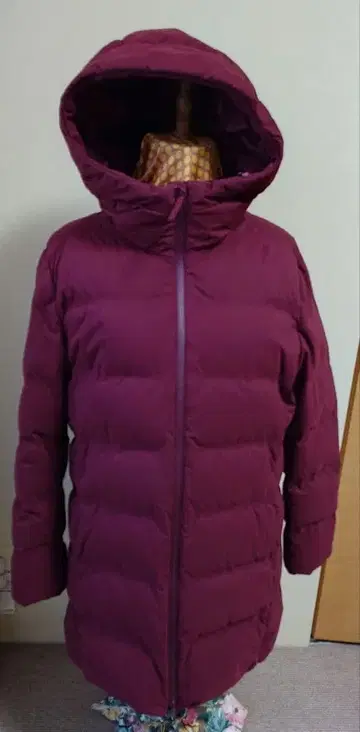 UNIQLO 심리스 다운 숏코트 XL