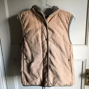 미나 페르호넨 탬버린 다운 베스트