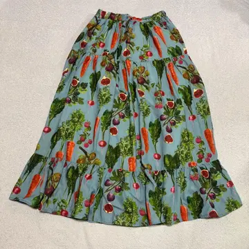 merlot 베지터블 티어드 롱 스커트 맥시 길이 야채 멀로