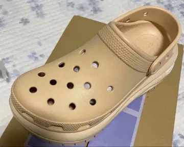Crocs 시이타케 메가크러쉬