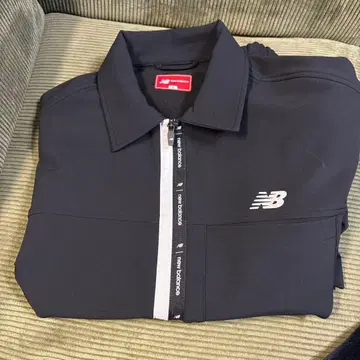new balance 블랙 스트레치 자켓 24시까지 타임세일