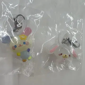 산리오 캐릭터즈 윳토메지루시 액세서리 우사하나 시로 우사 세트