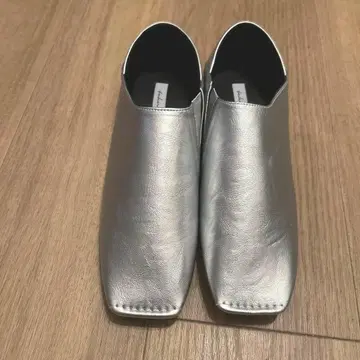 실버 플랫슈즈