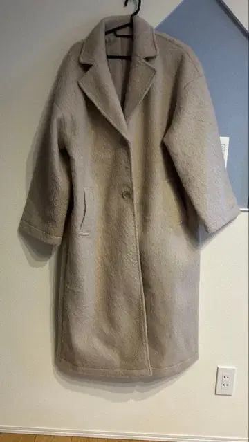 moment+ 베이지 체스터 코트 L 사이즈