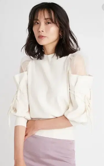 SNIDEL 시스루 숄더 니트 풀오버