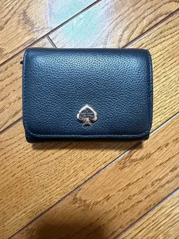 25일까지! 가격 인하! 케이트 스페이드 접이식 지갑