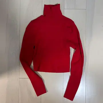 빨간색 터틀넥 니트 ZARA