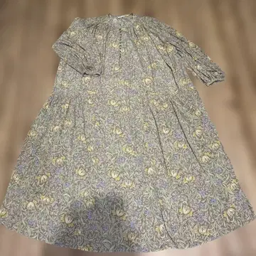 FRAY.I.D 꽃무늬 긴팔 원피스 사이즈 1