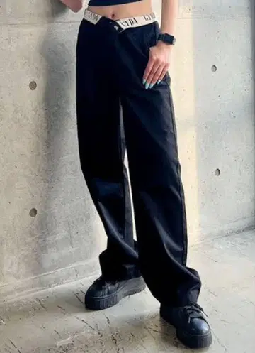 GYDA 블랙 와이드 팬츠