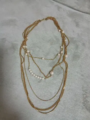 유나이티드 애로우즈 골드 펄 레이어드 목걸이