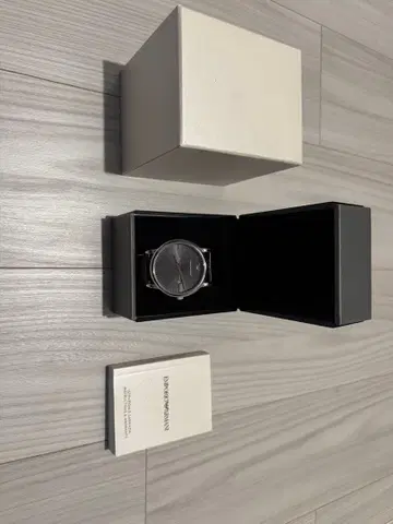 엠포리오 아르마니 AR1996 손목시계 브라운