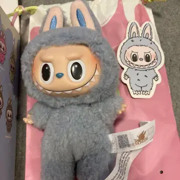 LABUBU THE MONSTERS Exciting Macaron