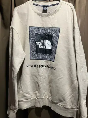 THE NORTH FACE 반다나 패턴 맨투맨 L 사이즈