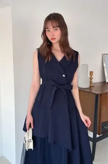 [ 새상품 ] 그레일 리본 벨트 트렌치 원피스