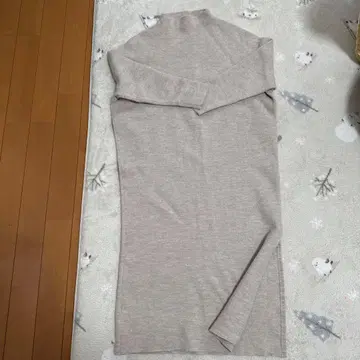 새상품급 Ballsey 베이지 니트 롱 원피스