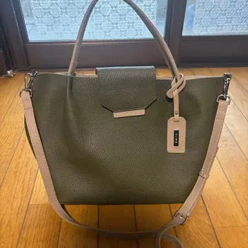 올리브 그린 숄더백 중형