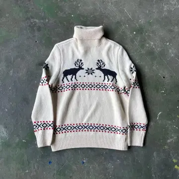 H&M 하이넥 터틀넥 니트 노르딕 루돌프