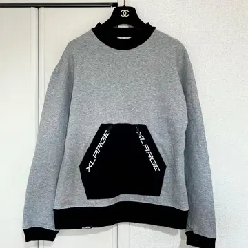새상품급 XLARGE 배색 절개 크루넥 맨투맨 트레이닝복 18aw S