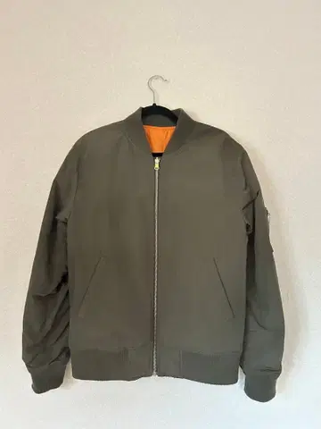 어반 리서치 MA-1