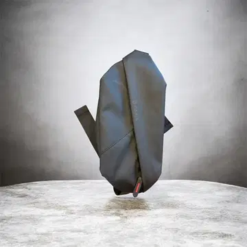 SAFASS (세이파스) 바디백