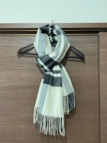 Dixsept Dixsept 1717 캐시미어 100% 스톨