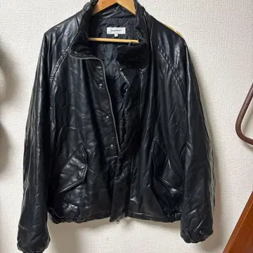 블랙 가죽 자켓