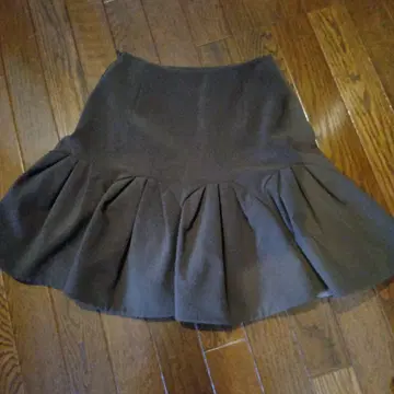 폭시 플레어 스커트