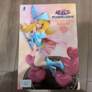 유희왕 블랙 매지션 걸 피규어