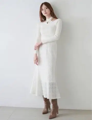 SNIDEL 레이스업 텍스처 스커트 아이보리