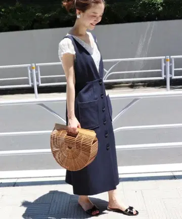 이에나 앞 버튼 오버롤 스커트