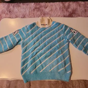 아르키비오 스카이블루 스트라이프 스웨터