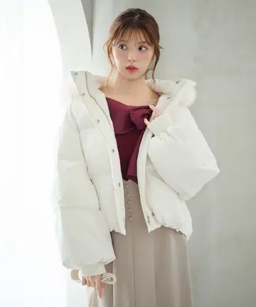 LILLIANCARAT 리리안캐럿 페이크 퍼 퍼피 쇼트 코트