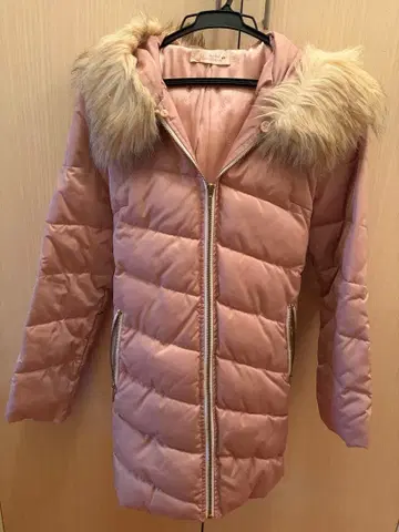 금일 한정! michel macaron 후드 부착 다운 자켓