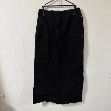 SALON 블랙 타이트 롱 스커트 버튼 포함