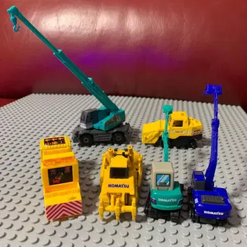 토미카 공사차 코마츠 코벨코 도로공단 묶음 판매 (낱개 판매 불가)