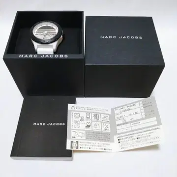 [ 새상품급 ] MARC JACOBS 손목시계 블랙/화이트