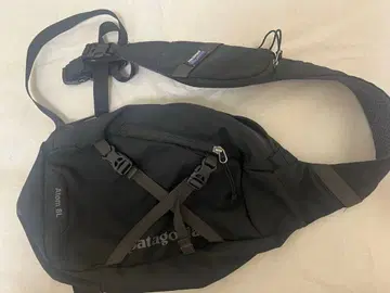 Patagonia Atom 슬링백 8L
