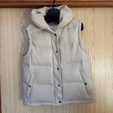 프레임워크 후드 부착 다운 베스트 베이지