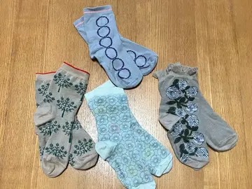 미나 페르호넨 삭스 4족 세트