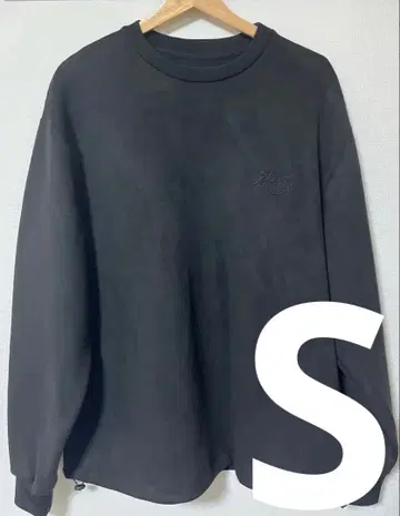 ZARA 페이크 스웨이드 맨투맨 블랙 S