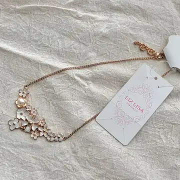 리즈리사 택 포함 미사용 새상품 펜던트 목걸이 플라워 골드 헤이세이