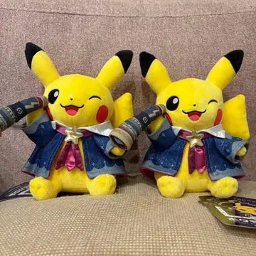 새상품급 회장 한정판 별하늘 피카츄 x 2