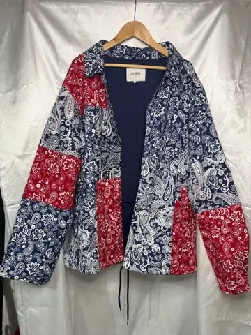 반다나 패턴 셔츠