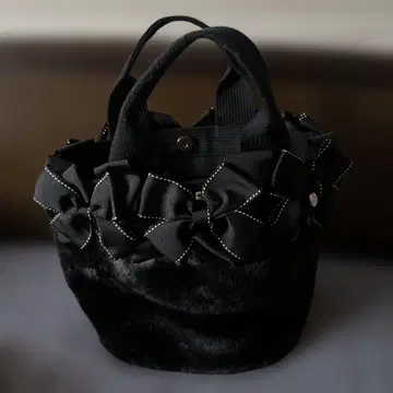 리본 토트백 퍼 블랙