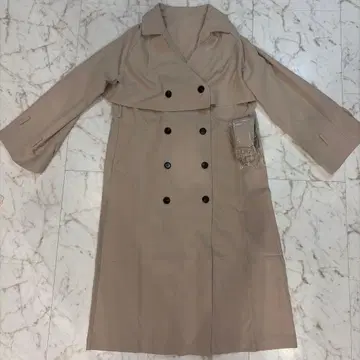 베이지 트렌치코트 더블 브레스트