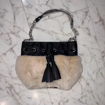 그런지, y2k 퍼 숄더백 태슬 포함