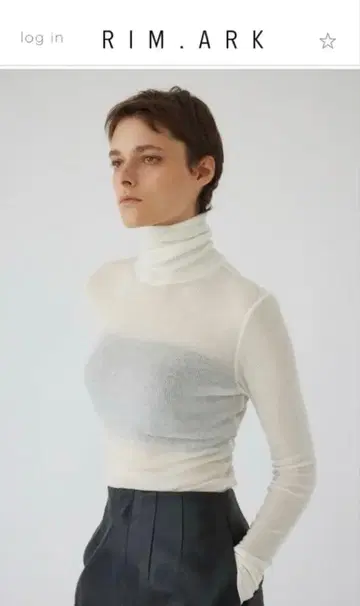 새상품, 미사용 림아크 스탠다드 터틀넥 화이트