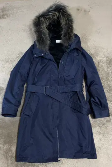 BARNEYS NEW YORK 네이비 모즈 코트