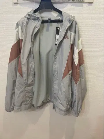 아디다스 우븐 자켓 여성용 사이즈 M