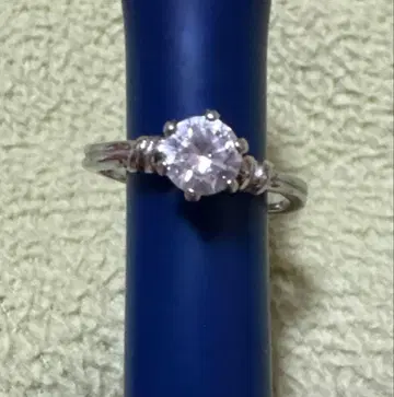 반지 안쪽에 각인?